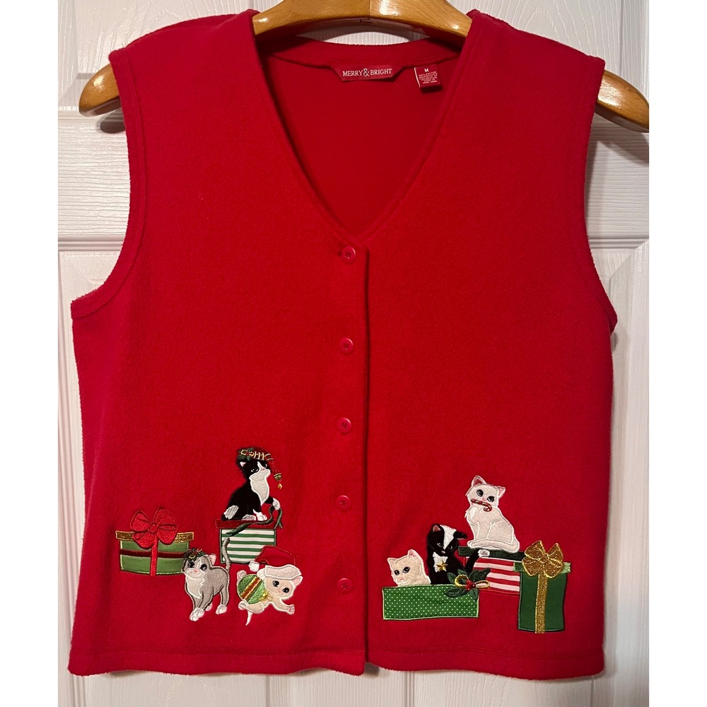 Merry & Bright Red Fleece Christmas Vest Women Medium Embroidered Cats Holiday
